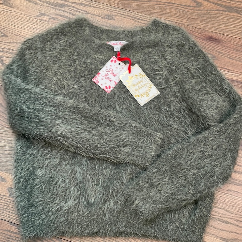 Green fuzzy soft sweater